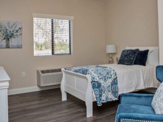 Beehive-homes-bosque-farms-1