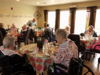 Dining-Room-Family-Style-Eating
