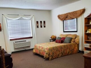 Web_BeeHiveHomes_HobbsNM_Bedroom3